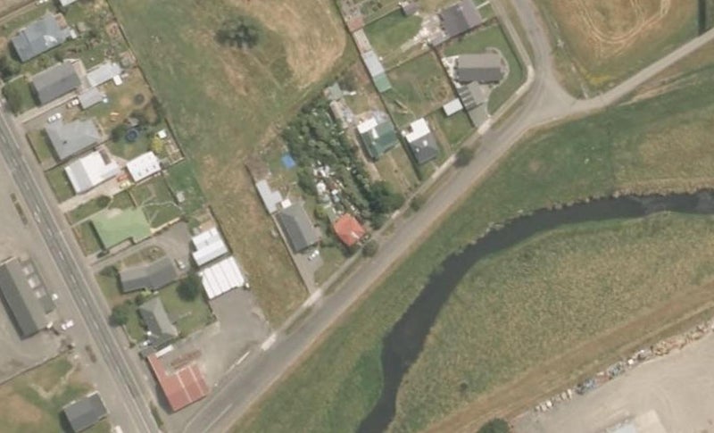 11 Russell Esplanade, Otautau, Otautau - Carousel 1