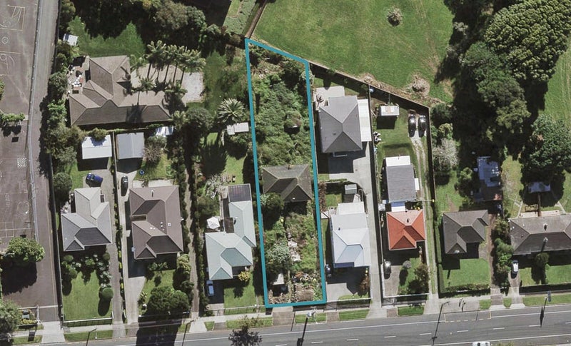 27 Miller Road, Mangere Bridge, Auckland - Carousel 1