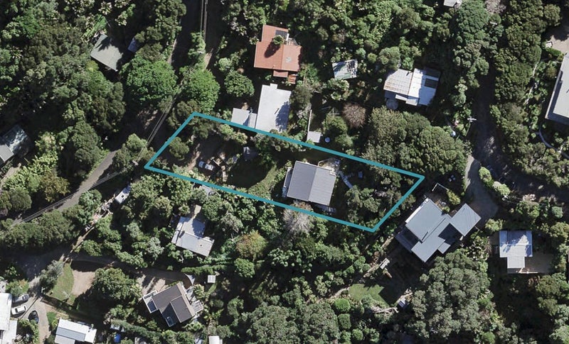 10 Glen Brook Road, Omiha, Waiheke Island - Carousel 1