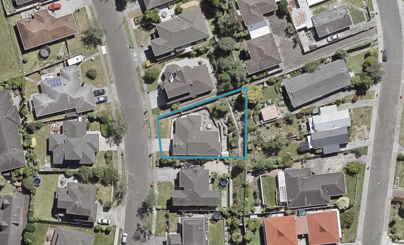 22 Clearwater Terrace, Brown Owl, Upper Hutt - Carousel 1