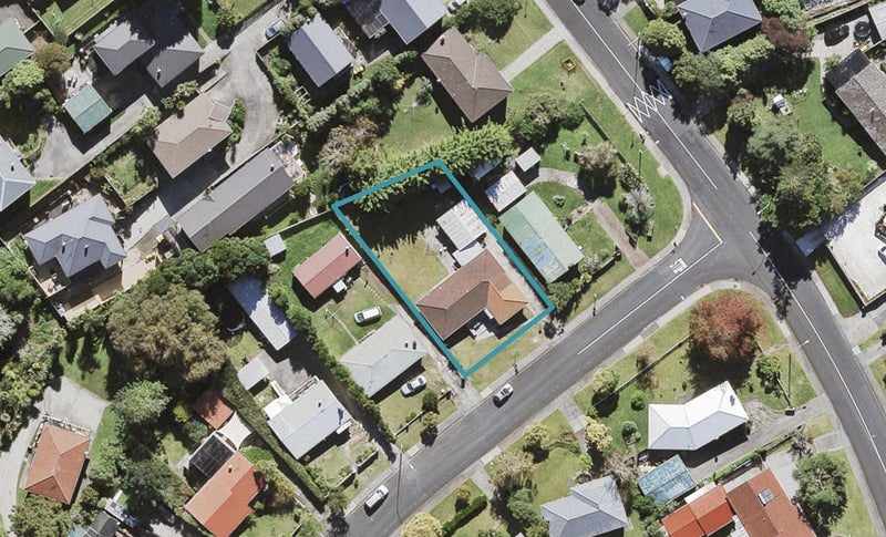 4 Kirby Street, Glendene, Auckland - Carousel 1