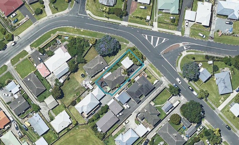 36 Twentyfirst Avenue, Gate Pa, Tauranga - Carousel 1