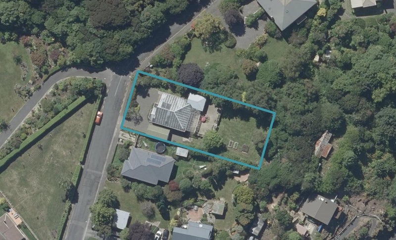 72 Rockside Road, Glenleith, Dunedin - Carousel 1