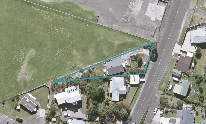 26 Ngamotu Road, Moturoa, New Plymouth - Carousel 1