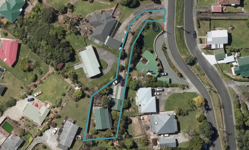 42D Anzac Road, Morningside, Whangarei - Carousel 1
