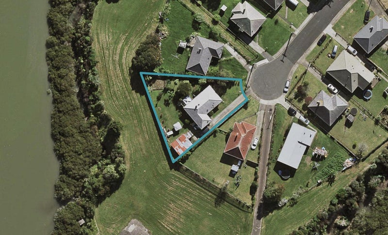 23 Billington Avenue, Otara, Auckland - Carousel 1