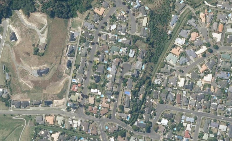 11 Ewan Place, Taradale, Napier - Carousel 1