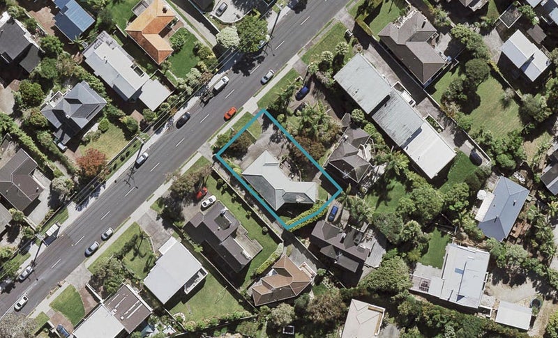 112 Ocean View Road, Northcote, Auckland - Carousel 1