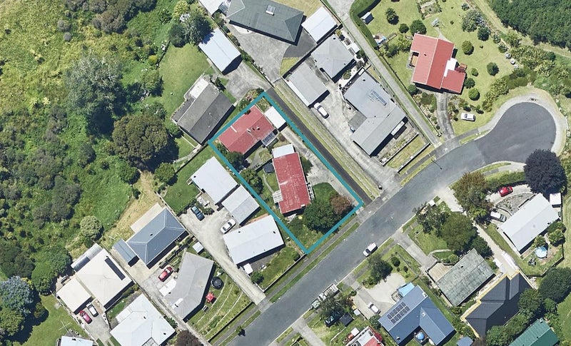 13B Laurence Street, Gate Pa, Tauranga - Carousel 1
