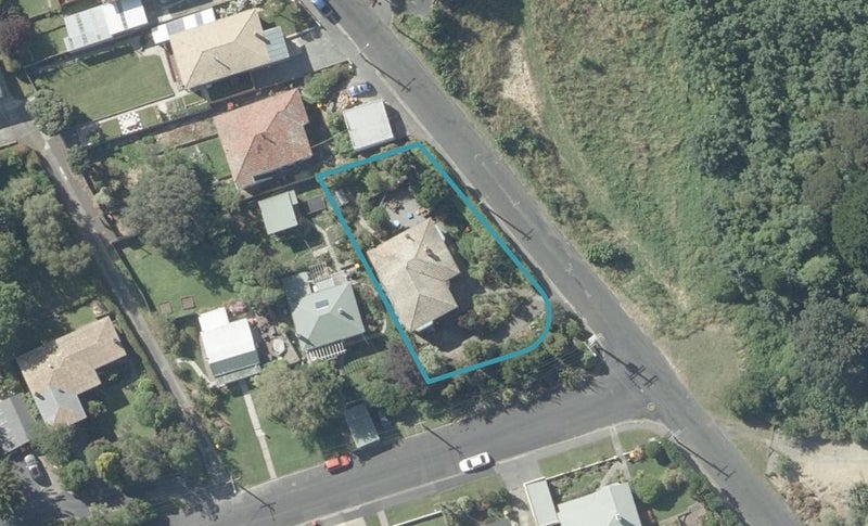 11 Ascog Road, Ravensbourne, Dunedin - Carousel 1