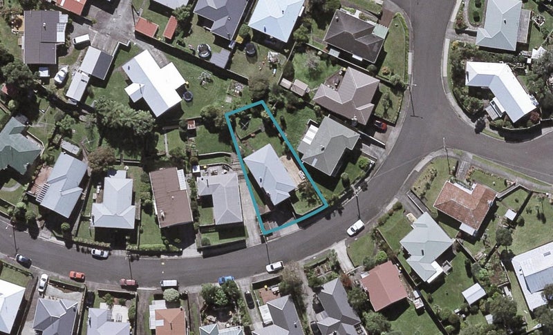 22 Essex Street, Vogeltown, New Plymouth - Carousel 1