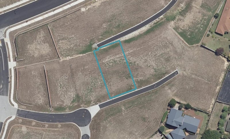 33 Purser Crescent, Flagstaff, Hamilton - Carousel 1
