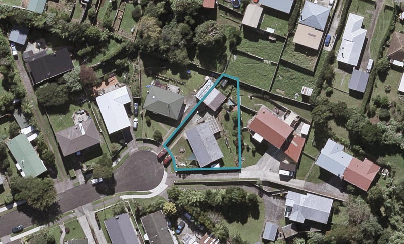 13 Oawai Place, Marfell, New Plymouth - Carousel 1