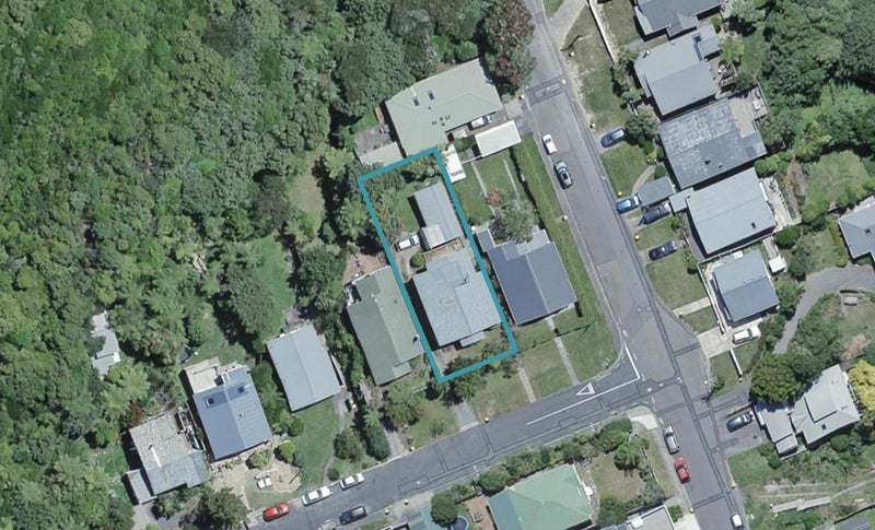 4 Cross Street, Karori, Wellington - Carousel 1