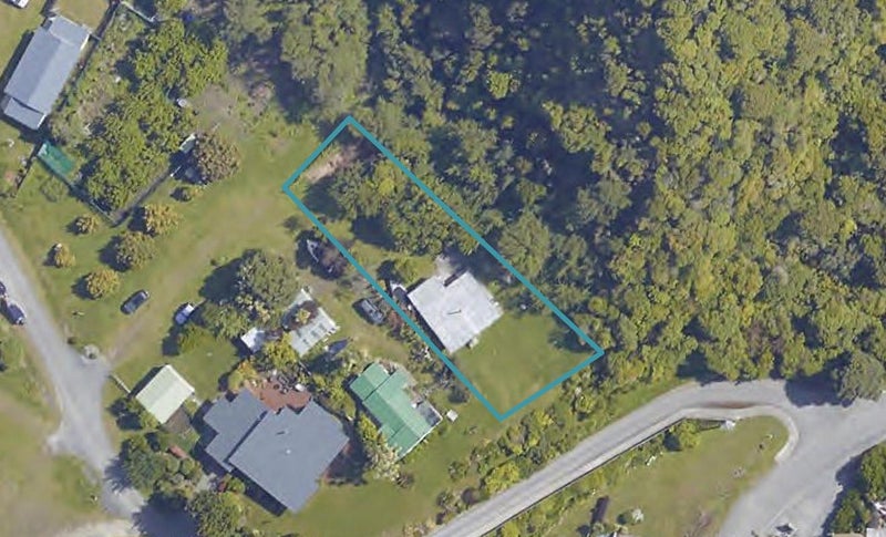 8 Makura Road, Goose Bay, Kaikōura - Carousel 1