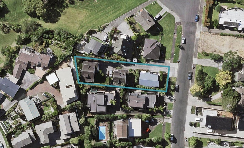 1/62 Rukutai Street, Orakei, Auckland - Carousel 1