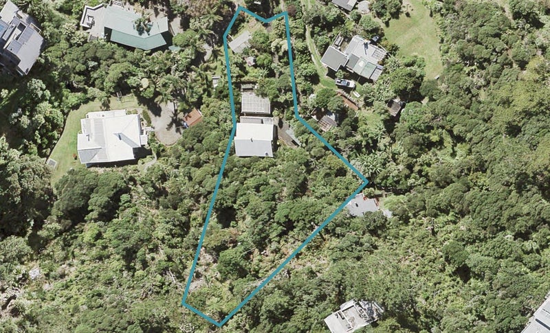 132 Domain Crescent, Waimauku - Carousel 1