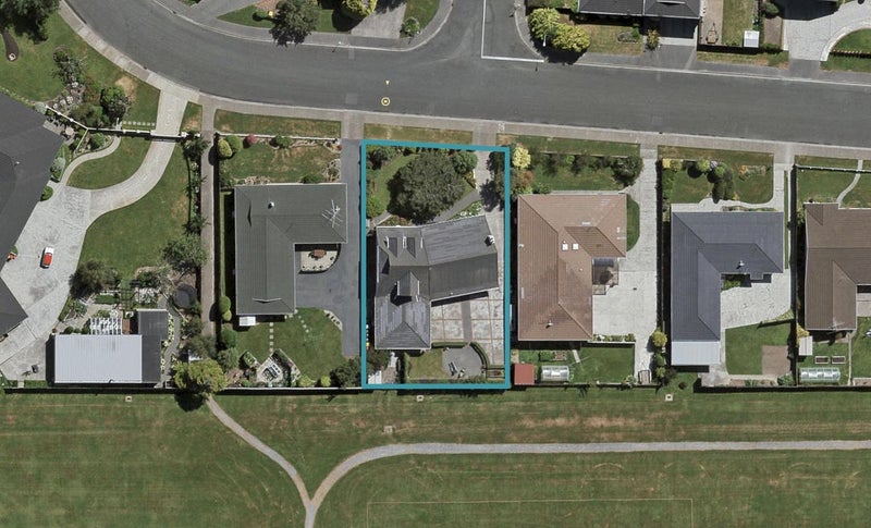 63 Terrace Street, Rosedale, Invercargill - Carousel 1