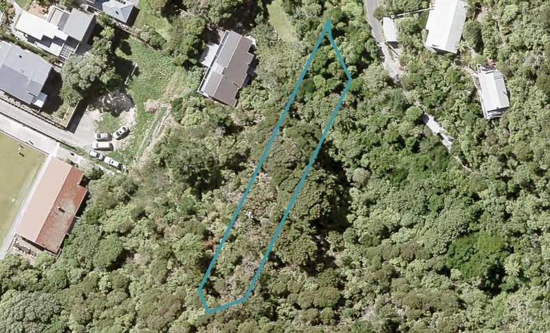 24 MacKenzie Road, Eastbourne, Lower Hutt - Carousel 1