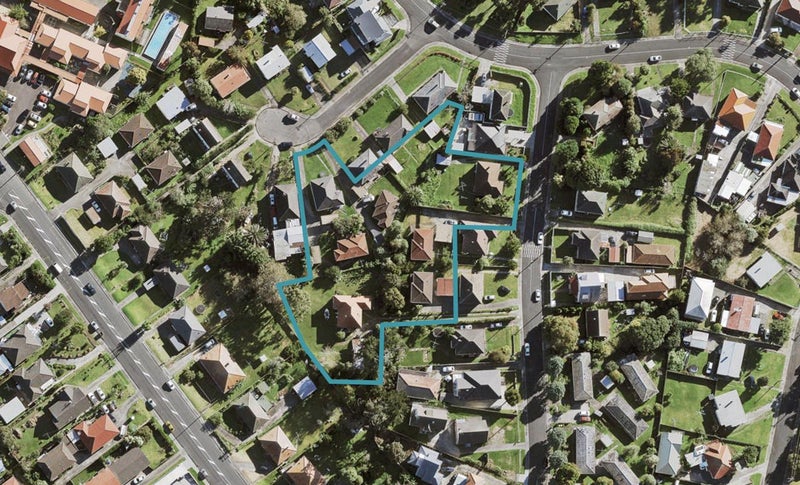 8 Vercoe Street, MOUNT ROSKILL, AUCKLAND - Carousel 1