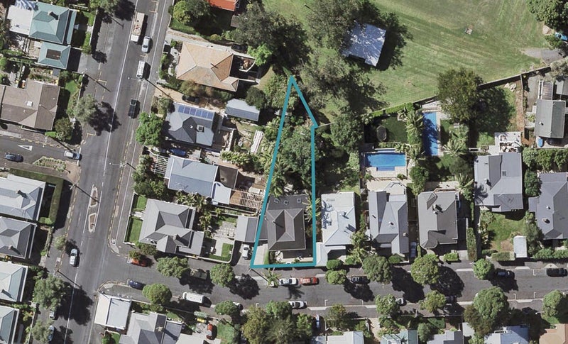3 Burgess Road, Devonport, Auckland - Carousel 1