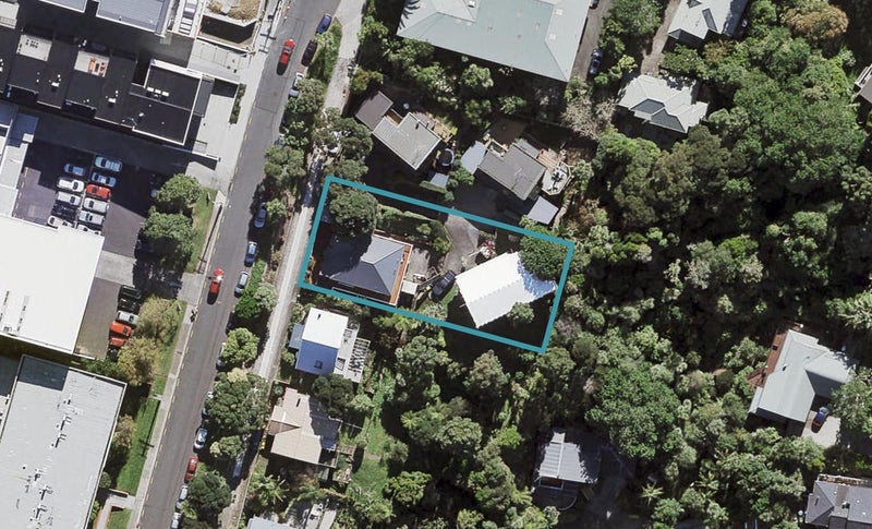2/10 Rawene Road, Birkenhead, Auckland - Carousel 1
