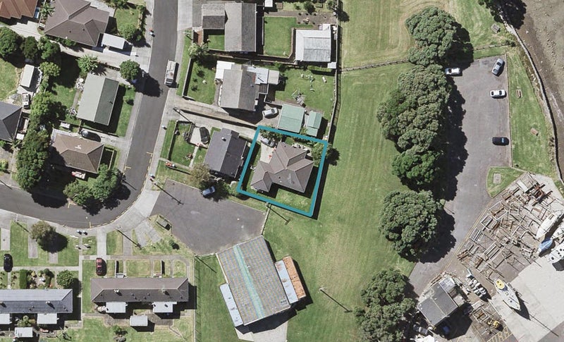 24A Armein Road, Panmure, Auckland - Carousel 1