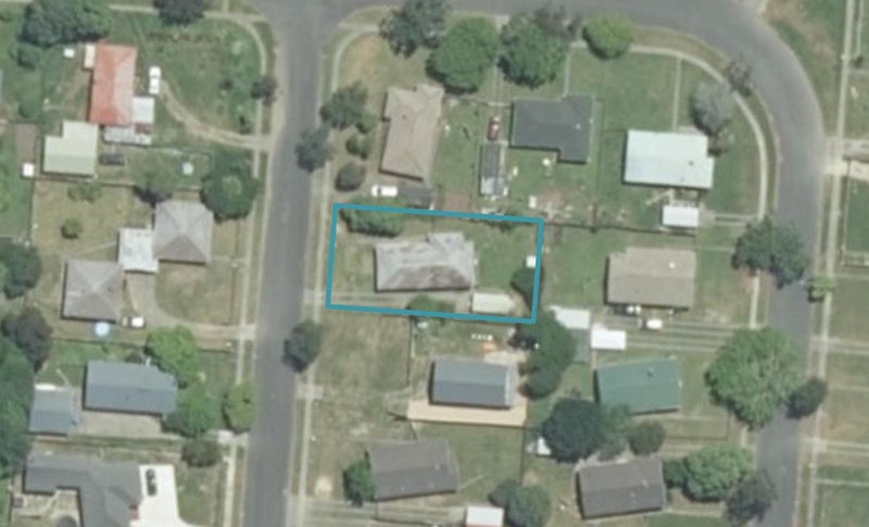 42 James Henry Crescent, Huntly, Huntly - Carousel 1