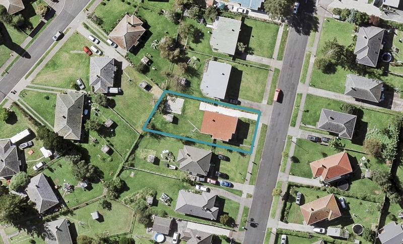 11 Heatherbank Street, Glen Innes, Auckland - Carousel 1