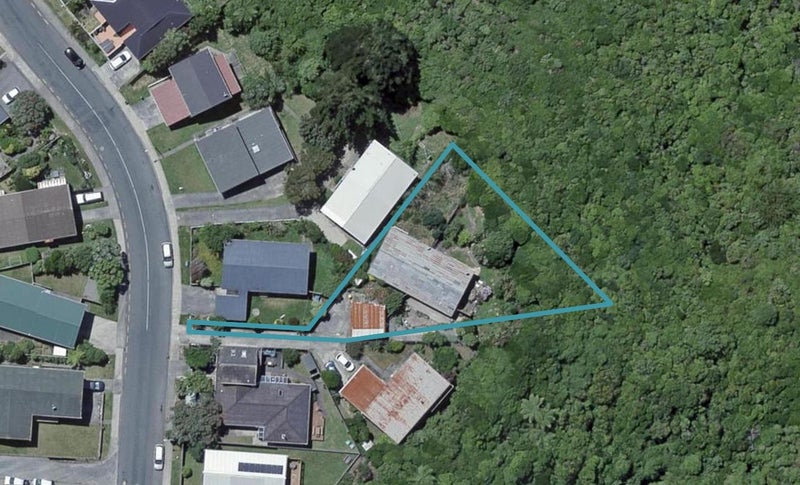 58B Baylands Drive, Newlands, Wellington - Carousel 1