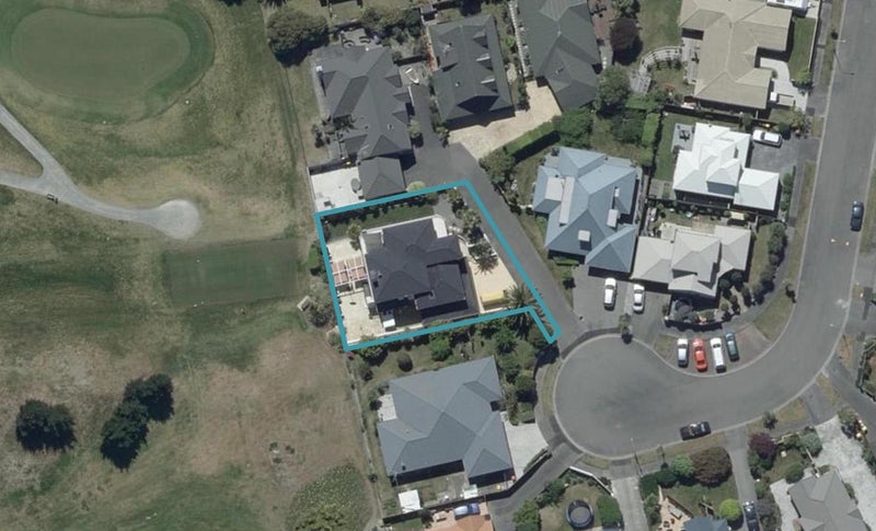 16 Cordyline Place, Waimairi Beach, Christchurch - Carousel 1