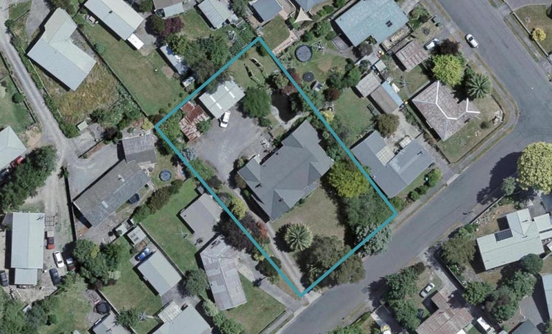 6 Fraser Street, Masterton - Carousel 1