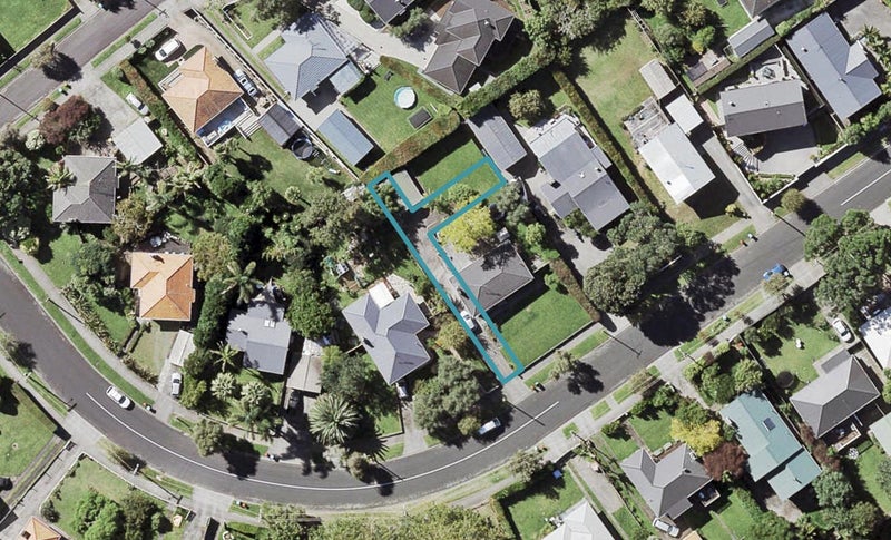 6/16 Sloane Street, Glen Innes, Auckland - Carousel 1