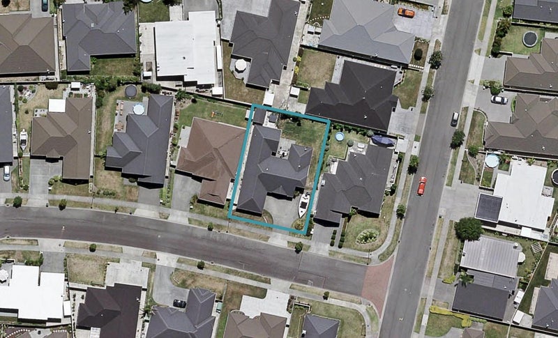 4 Akaroa Road, Poraiti, Napier - Carousel 1