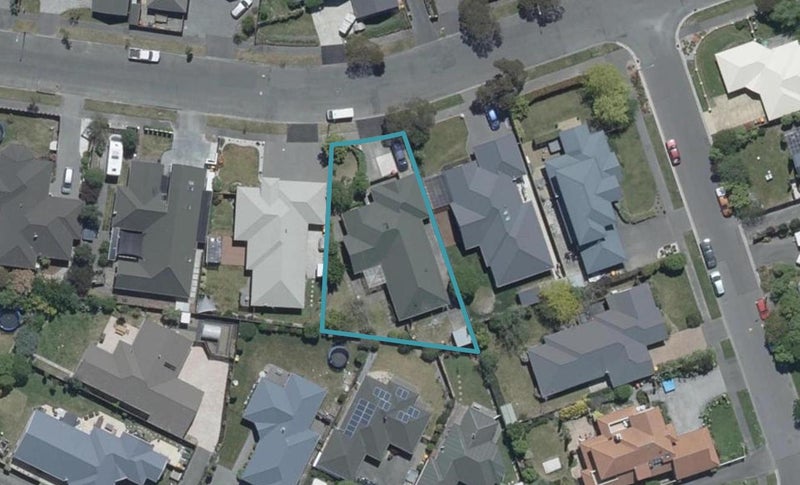 16 Forest Drive, Parklands, Christchurch - Carousel 1