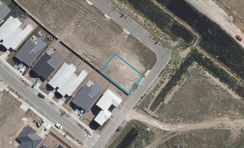 27 Hapori Avenue, Baverstock, Hamilton - Carousel 1
