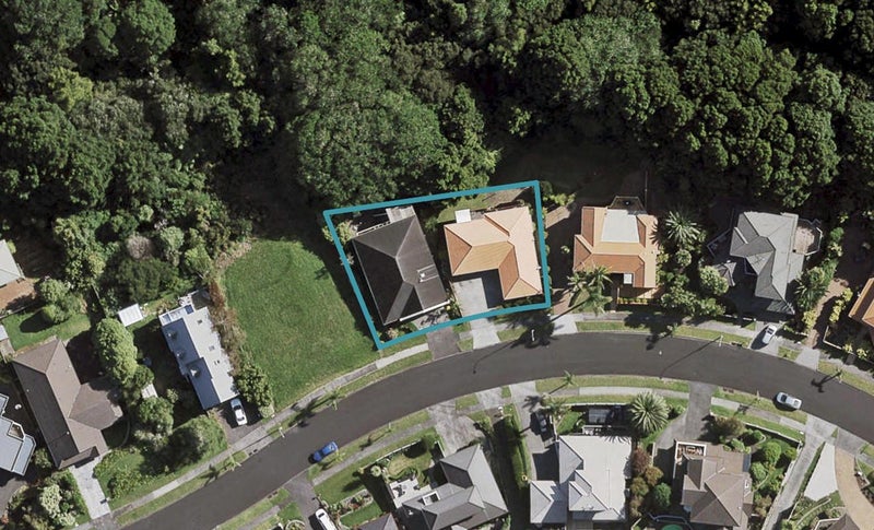 1/11 Silkwood Grove, Totara Heights, Auckland - Carousel 1