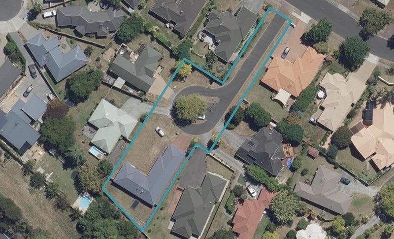 8 MacArthur Mews, Rototuna, Hamilton - Carousel 1