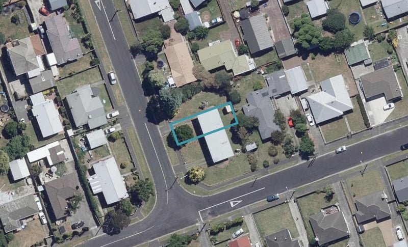 2/5 Saint Kilda Place, Fairview Downs, Hamilton - Carousel 1