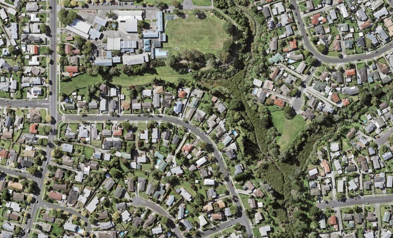 26 Ennis Avenue, Pakuranga Heights, Auckland - Carousel 1