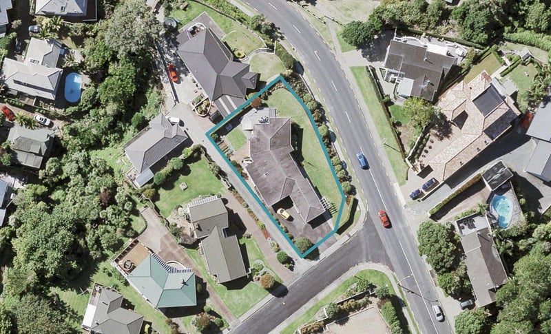 1 Cleary Terrace, Cockle Bay, Auckland - Carousel 1