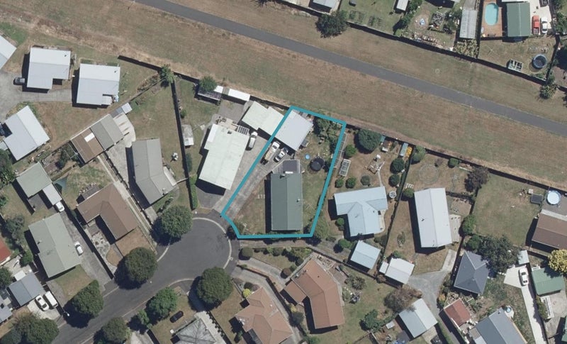 11 Bremridge Place, Melville, Hamilton - Carousel 1