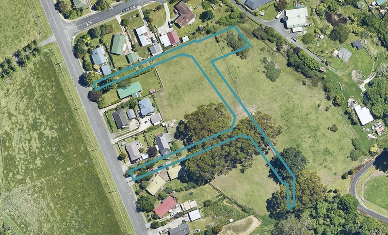 23 Lloyd Crescent, Pukehangi, Rotorua - Carousel 1