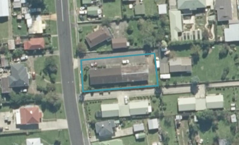 13C Bradley Street, Paeroa, Paeroa - Carousel 1