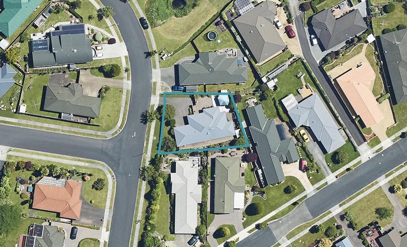 49 Hodgkins Street, Pukehangi, Rotorua - Carousel 1