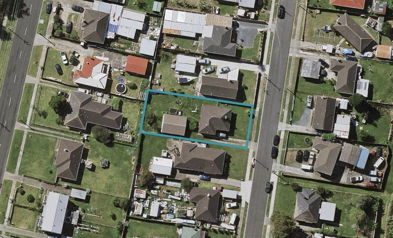 15 Williams Crescent, Otara, Auckland - Carousel 1