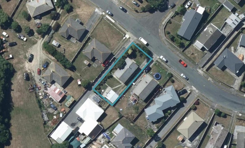 46 Rangituhi Crescent, Takapuwahia, Porirua - Carousel 1
