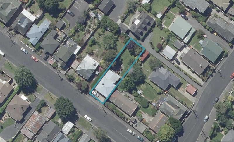 4 Kinsman Street, Kaikorai, Dunedin - Carousel 1