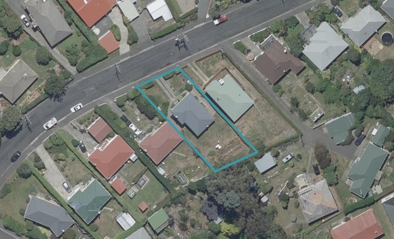 40 Campbells Road, Pine Hill, Dunedin - Carousel 1