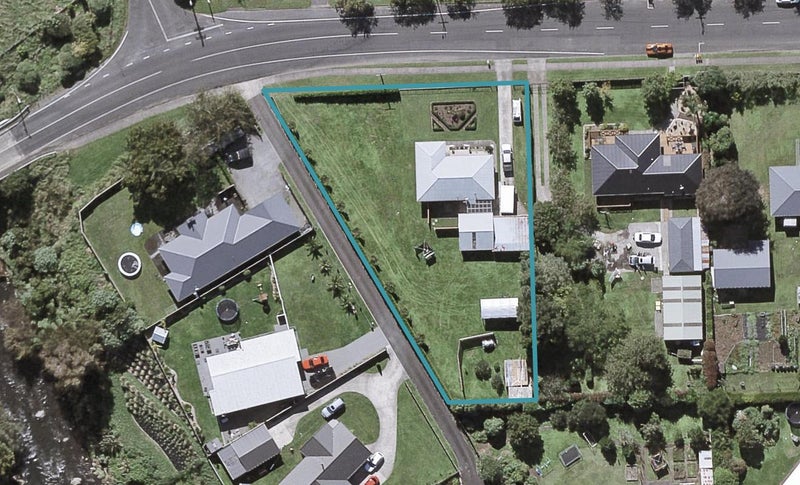 524 Manutahi Road, Lepperton, New Plymouth - Carousel 1